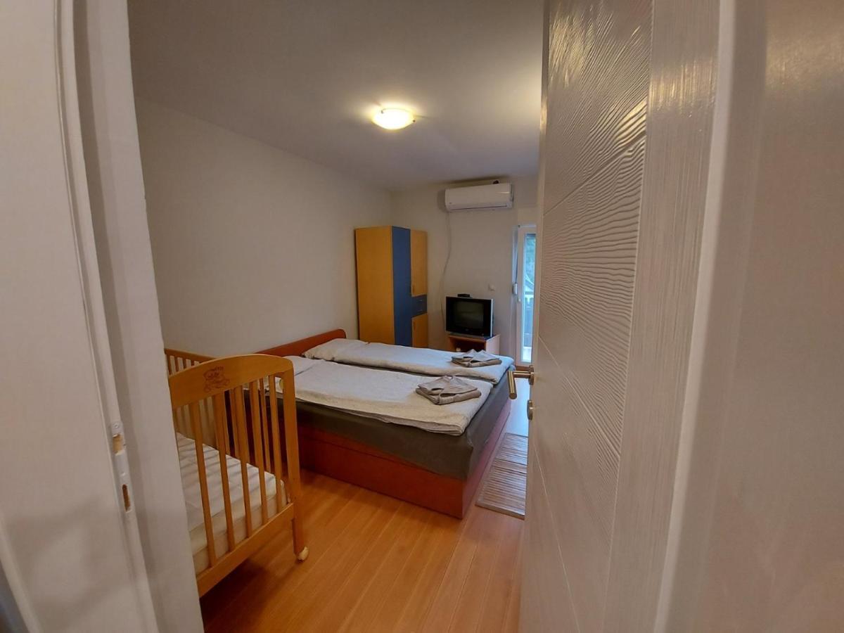 Perucac Apartment Exterior photo